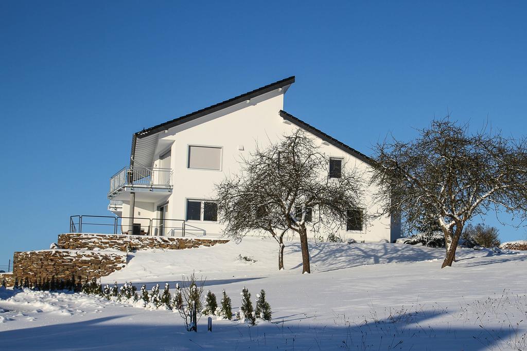 Wellness-Ferienhaus Eifel Feeling Apartamento Gillenbeuren Quarto foto